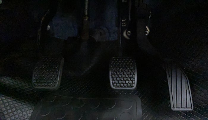 2019 Maruti Alto 800 LXI, Petrol, Manual, 15,873 km, Pedals