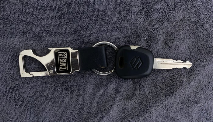 2019 Maruti Alto 800 LXI, Petrol, Manual, 15,873 km, Key Close Up