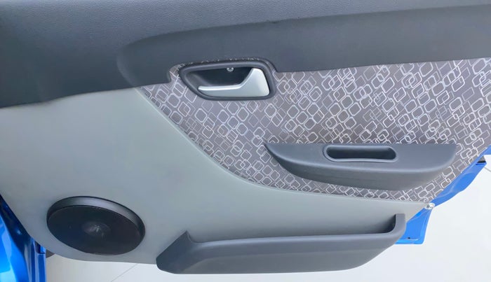 2019 Maruti Alto 800 LXI, Petrol, Manual, 15,873 km, Driver Side Door Panels Control