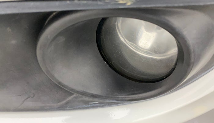 2017 Maruti Swift ZXI, Petrol, Manual, 68,083 km, Left fog light - Not working