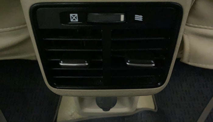 2018 Maruti Ciaz SIGMA 1.5 SHVS MT  PETROL, Petrol, Manual, 47,680 km, Rear AC Vents