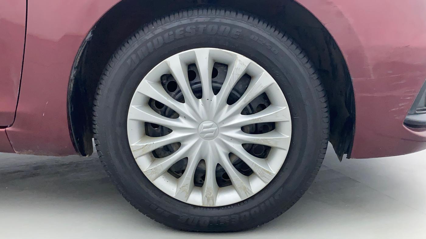 2018 Maruti Ciaz SIGMA 1.5 SHVS MT  PETROL, Petrol, Manual, 47,680 km, Right Front Wheel