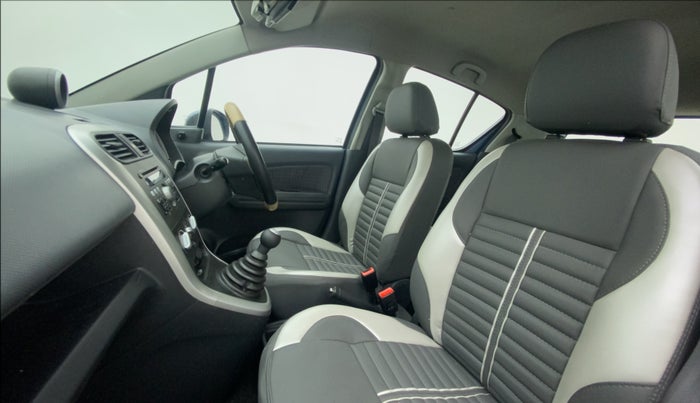 2013 Maruti Ritz VXI, Petrol, Manual, 41,529 km, Right Side Front Door Cabin