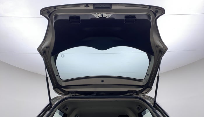 2022 Maruti Swift VXI, Petrol, Manual, 9,524 km, Boot Door Open
