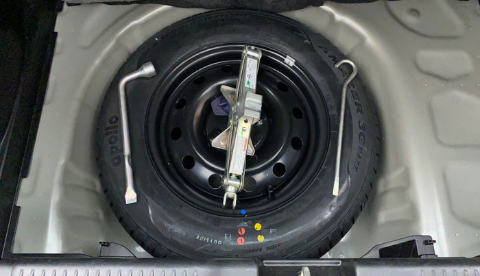 2022 Maruti Swift VXI, Petrol, Manual, 9,524 km, Spare Tyre