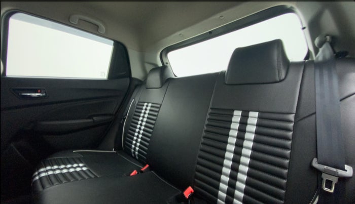 2022 Maruti Swift VXI, Petrol, Manual, 9,524 km, Right Side Rear Door Cabin