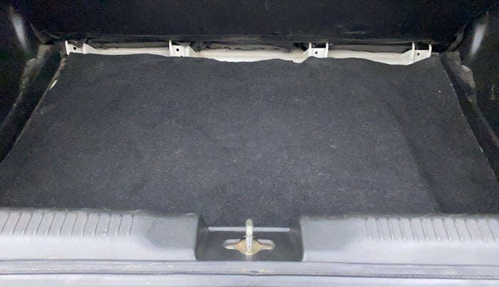 2018 Maruti Swift VXI, Petrol, Manual, 53,101 km, Boot Inside