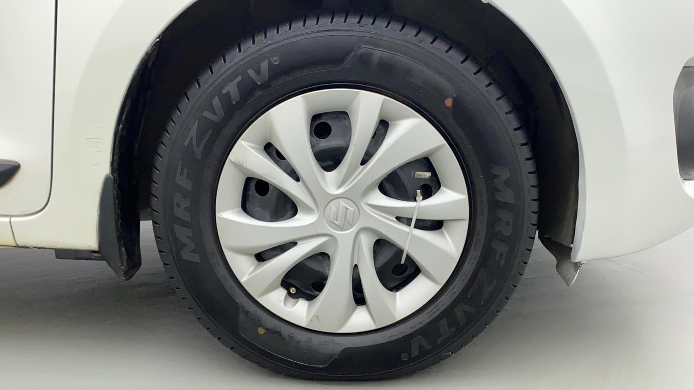 2018 Maruti Swift VXI, Petrol, Manual, 53,101 km, Right Front Wheel