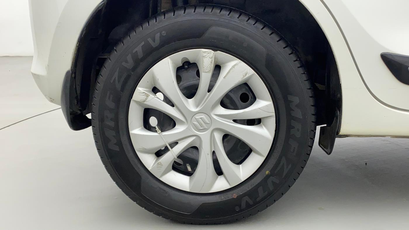 2018 Maruti Swift VXI, Petrol, Manual, 53,101 km, Right Rear Wheel