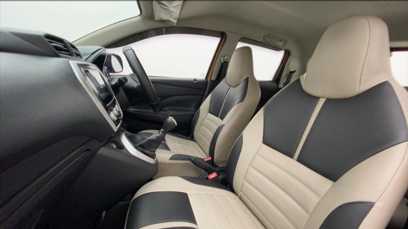2019 Datsun Go T, Petrol, Manual, 79,625 km, Right Side Front Door Cabin