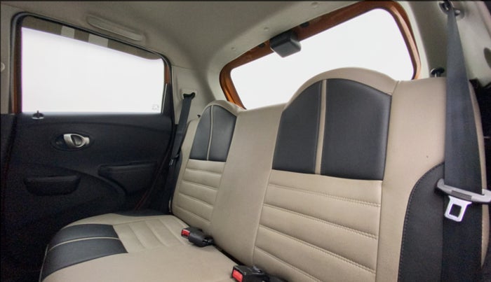 2019 Datsun Go T, Petrol, Manual, 79,625 km, Right Side Rear Door Cabin