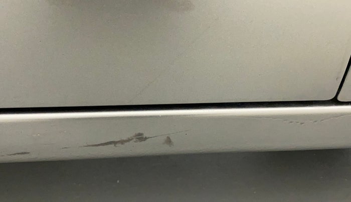 2019 Maruti Swift VXI, Petrol, Manual, 15,969 km, Left running board - Minor scratches