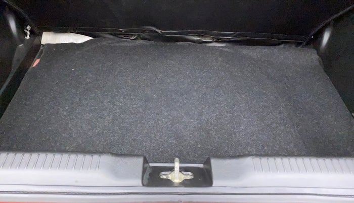 2019 Maruti Swift VXI, Petrol, Manual, 29,270 km, Boot Inside