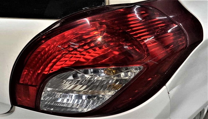 2019 Maruti Alto LXI, Petrol, Manual, 83,611 km, Right tail light - Minor scratches