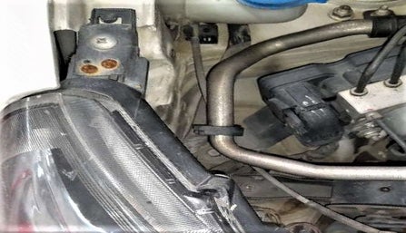 2019 Maruti Alto LXI, Petrol, Manual, 83,611 km, Right headlight - Clamp has minor damage