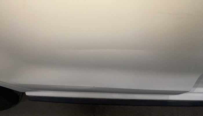 2020 Volkswagen Polo TRENDLINE 1.0L, Petrol, Manual, 45,550 km, Right rear door - Minor scratches