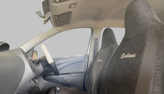 2012 Toyota Etios Liva G, Petrol, Manual, 86,850 km, Right Side Front Door Cabin