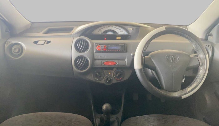 2012 Toyota Etios Liva G, Petrol, Manual, 86,850 km, Dashboard