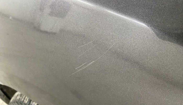 2014 Maruti Ertiga VXI, Petrol, Manual, 30,489 km, Left fender - Slightly dented