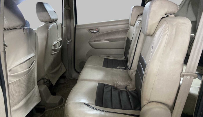 2014 Maruti Ertiga VXI, Petrol, Manual, 30,489 km, Right Side Rear Door Cabin