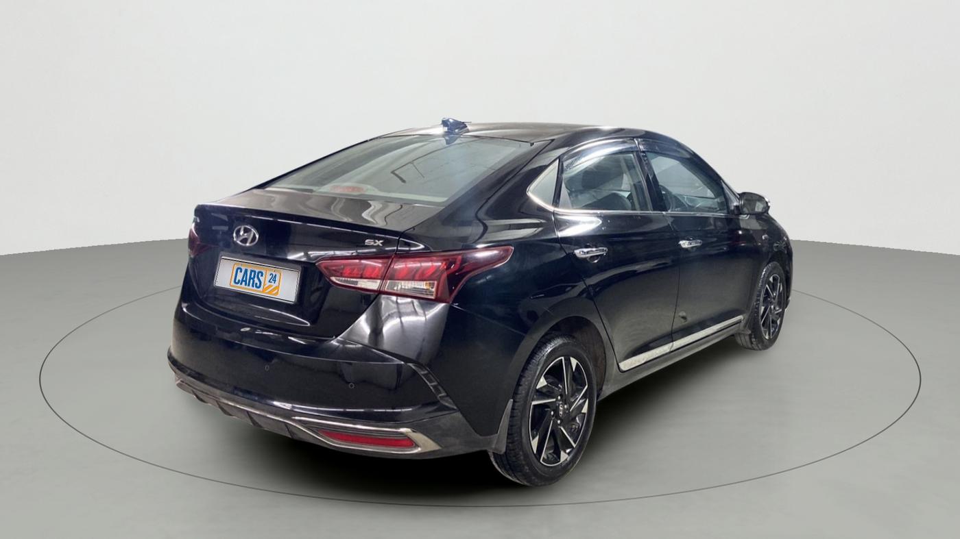 2021 Hyundai Verna SX (O)1.5 VTVT, Petrol, Manual, 13,118 km, Right Back Diagonal