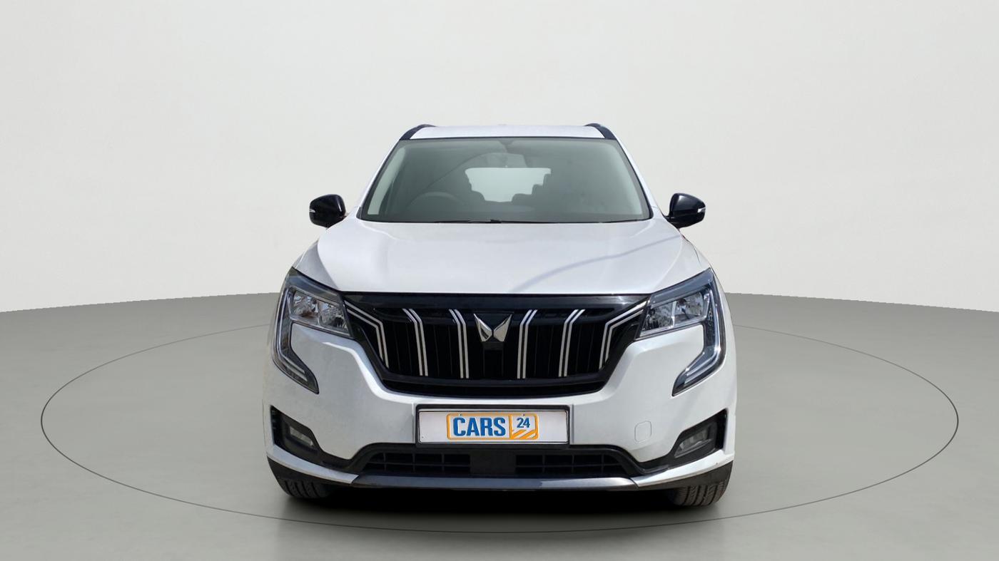 2022 Mahindra XUV700 AX 3 P MT 5 STR, Petrol, Manual, 14,792 km, Front