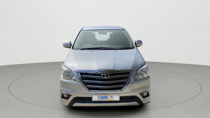 2014 Toyota Innova 2.5 VX 7 STR, Diesel, Manual, 64,779 km, Front