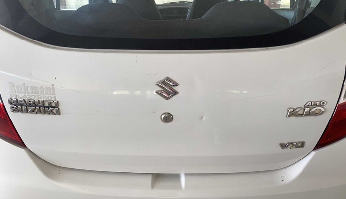 2015 Maruti Alto K10 VXI, Petrol, Manual, 72,577 km, Dicky (Boot door) - Minor scratches