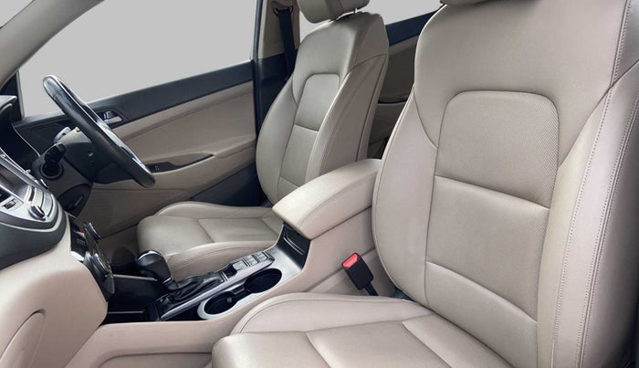 2017 Hyundai Tucson GLS 4WD AT DIESEL, Diesel, Automatic, 63,640 km, Right Side Front Door Cabin