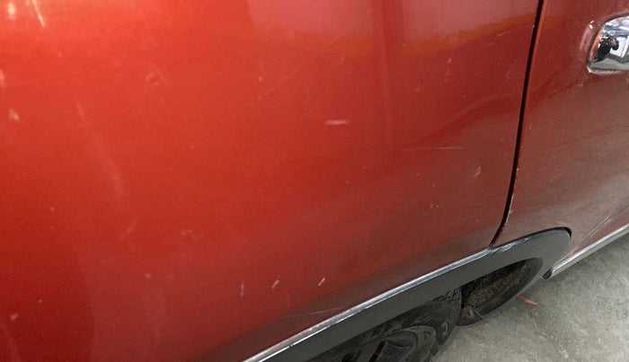 2016 Maruti Vitara Brezza VDI (O), Diesel, Manual, 79,819 km, Right quarter panel - Slightly dented