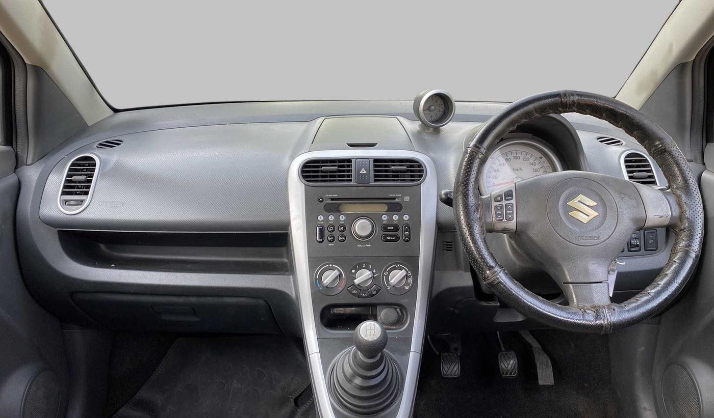 2013 Maruti Ritz ZXI, Petrol, Manual, 72,059 km, Dashboard