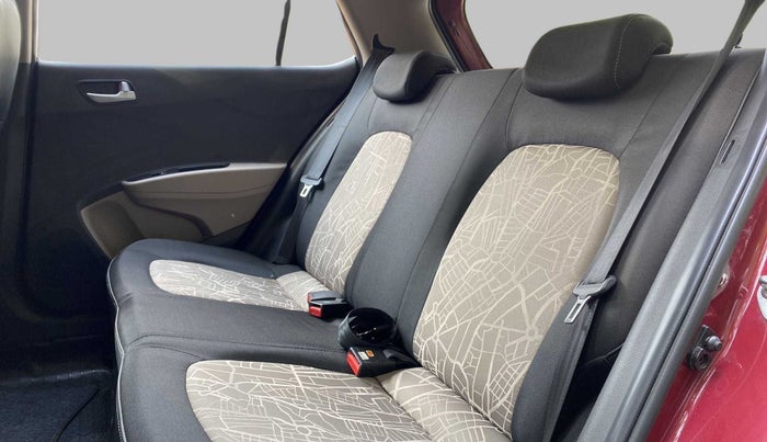 2016 Hyundai Grand i10 ASTA (O) AT 1.2 KAPPA VTVT, Petrol, Automatic, 52,073 km, Right Side Rear Door Cabin