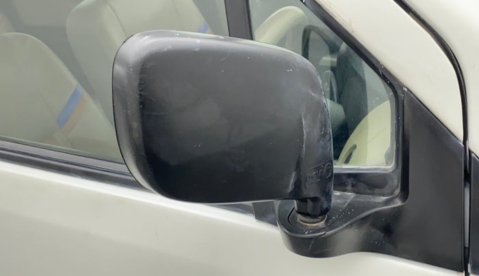 2018 Maruti Wagon R 1.0 LXI, Petrol, Manual, 30,644 km, Right rear-view mirror - Slight misalignment