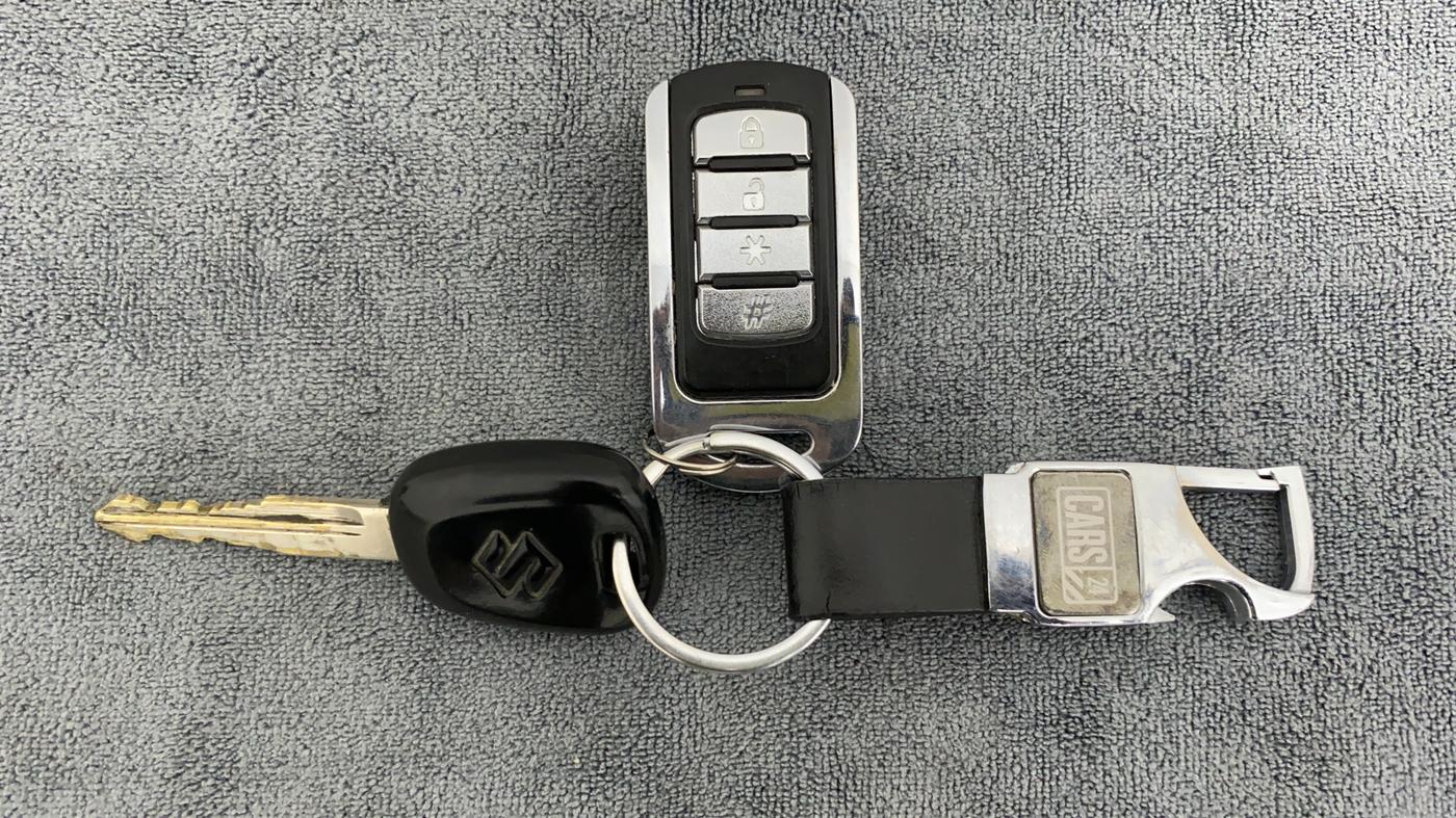 2018 Maruti Wagon R 1.0 LXI, Petrol, Manual, 30,644 km, Key Close Up