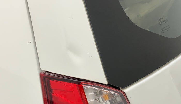 2018 Maruti Wagon R 1.0 LXI, Petrol, Manual, 30,644 km, Dicky (Boot door) - Slightly dented