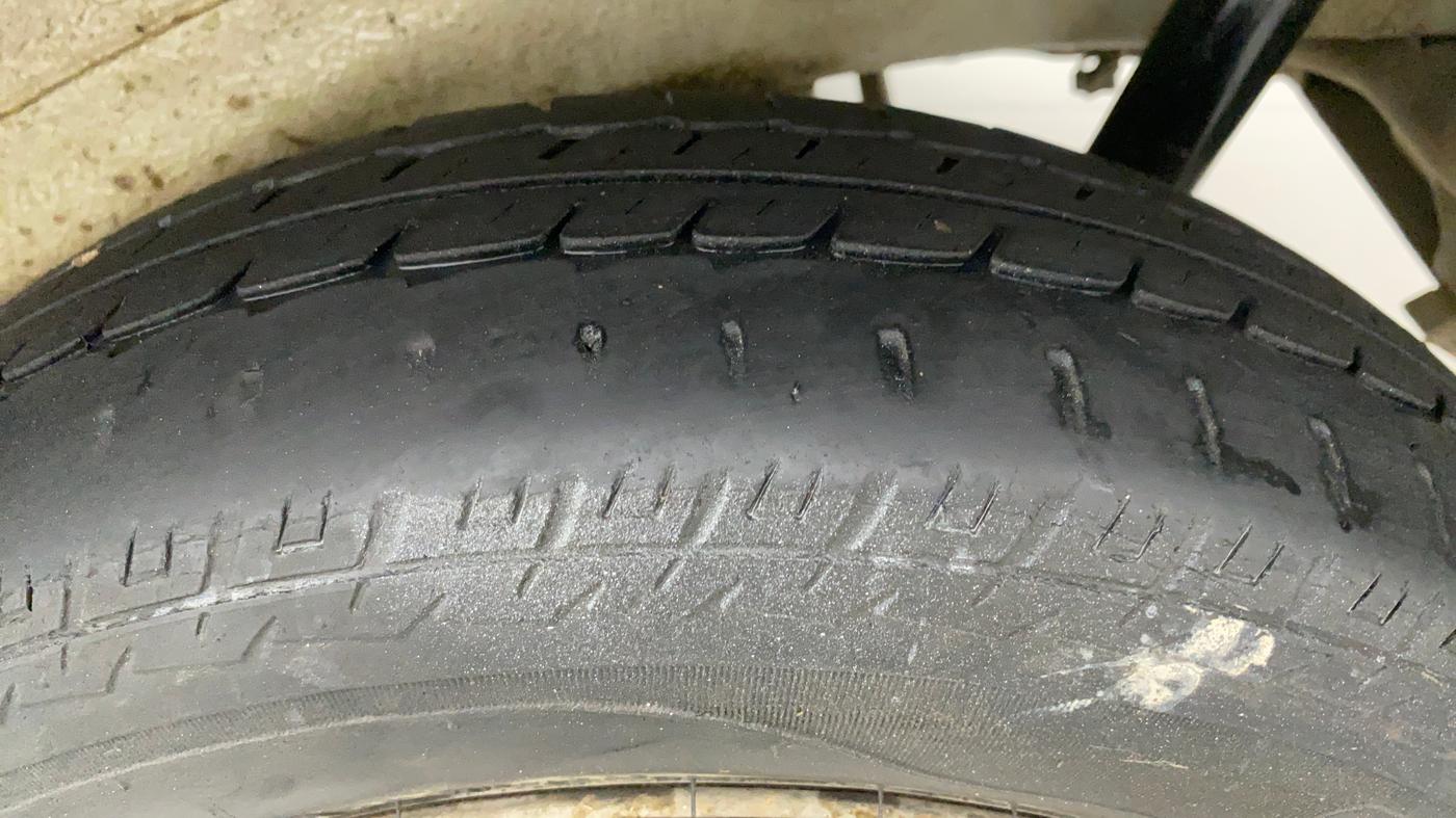 2018 Maruti Wagon R 1.0 LXI, Petrol, Manual, 30,644 km, Left Rear Tyre Tread