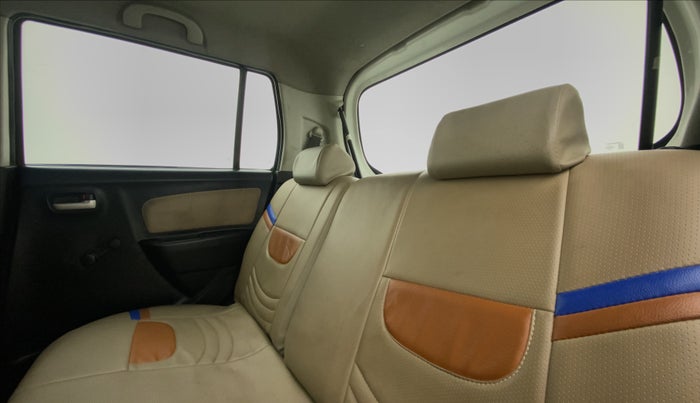 2018 Maruti Wagon R 1.0 LXI, Petrol, Manual, 30,644 km, Right Side Rear Door Cabin