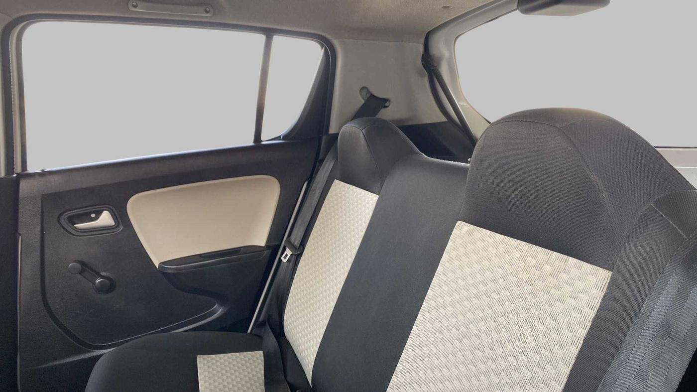 2022 Maruti Alto VXI, Petrol, Manual, 5,624 km, Right Side Rear Door Cabin