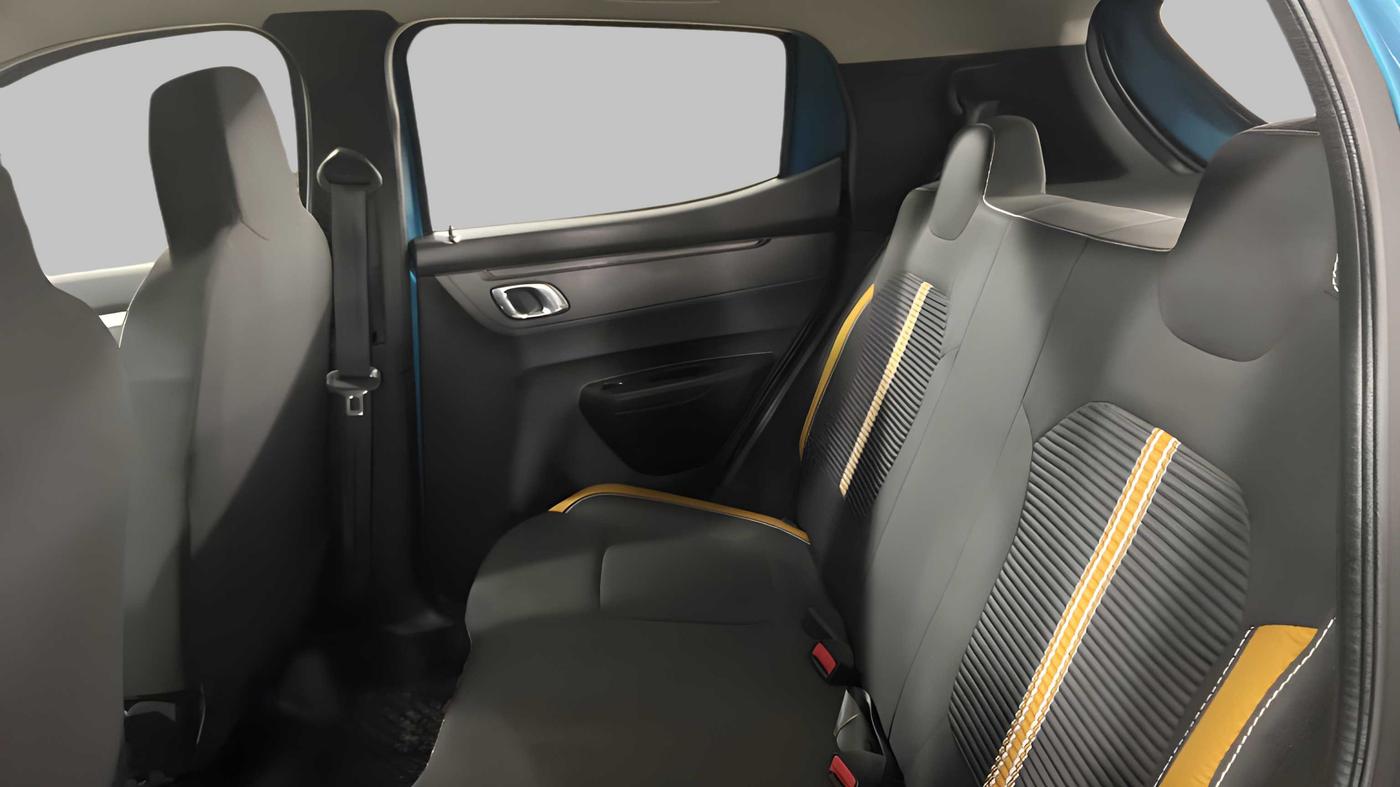 2022 Renault Kwid CLIMBER MT 1.0, Petrol, Manual, 6,624 km, Right Side Rear Door Cabin