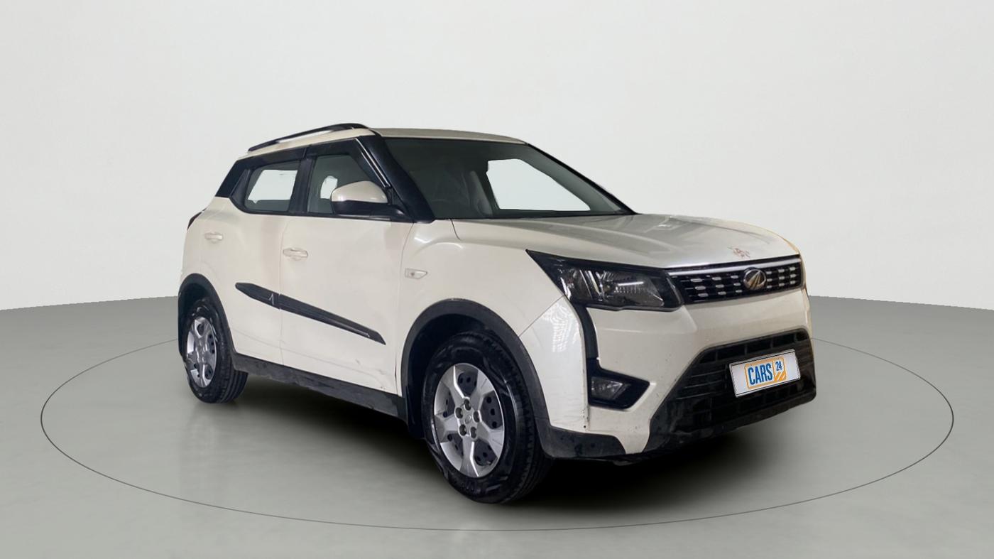 2021 Mahindra XUV300 W6 1.2 PETROL, Petrol, Manual, 77,621 km, SRP