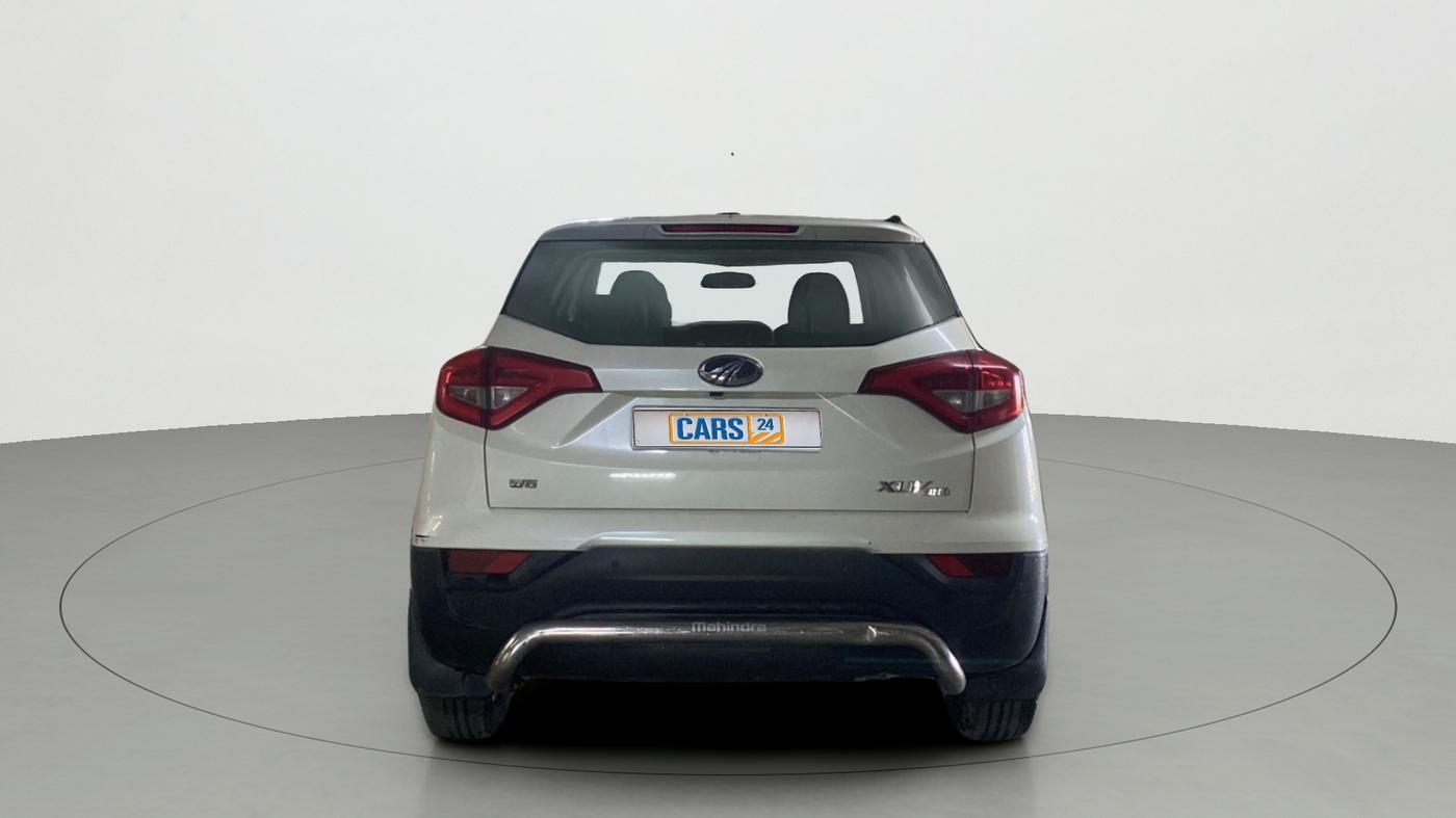 2021 Mahindra XUV300 W6 1.2 PETROL, Petrol, Manual, 77,621 km, Back/Rear
