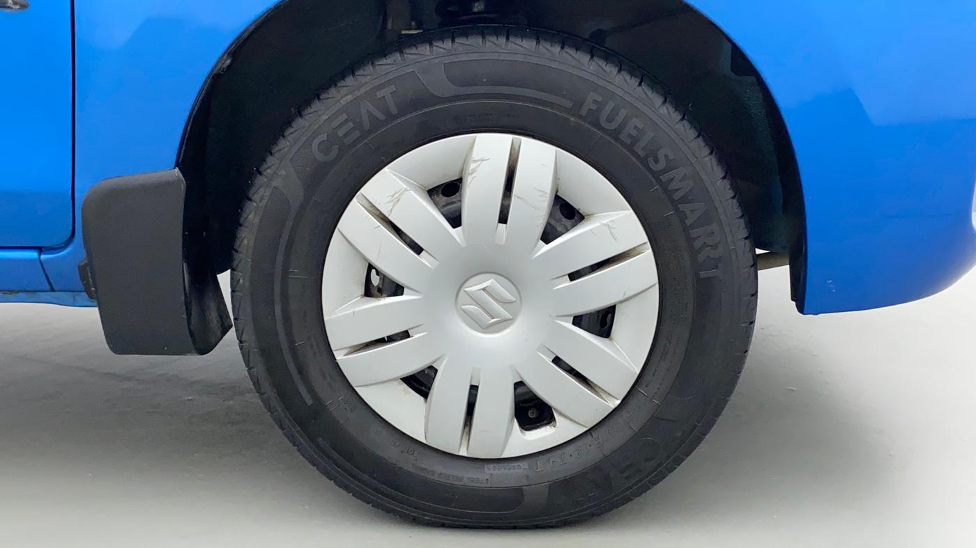 2020 Maruti Alto VXI, Petrol, Manual, 35,551 km, Right Front Wheel