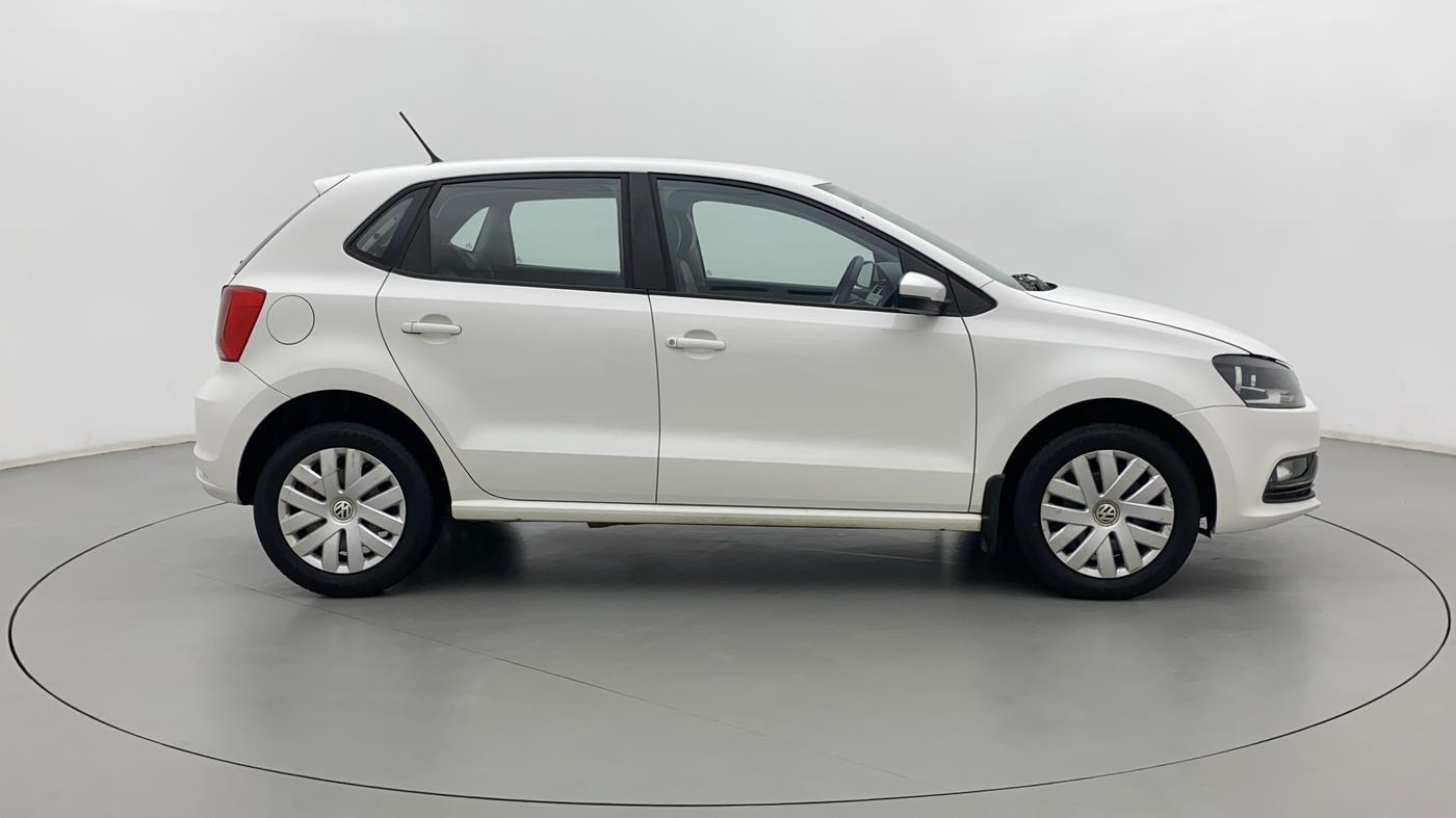 2017 Volkswagen Polo COMFORTLINE 1.2L, Petrol, Manual, 65,366 km, Right Side View