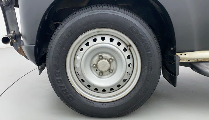 2015 Mahindra Scorpio S4, Diesel, Manual, 79,112 km, Left Front Wheel