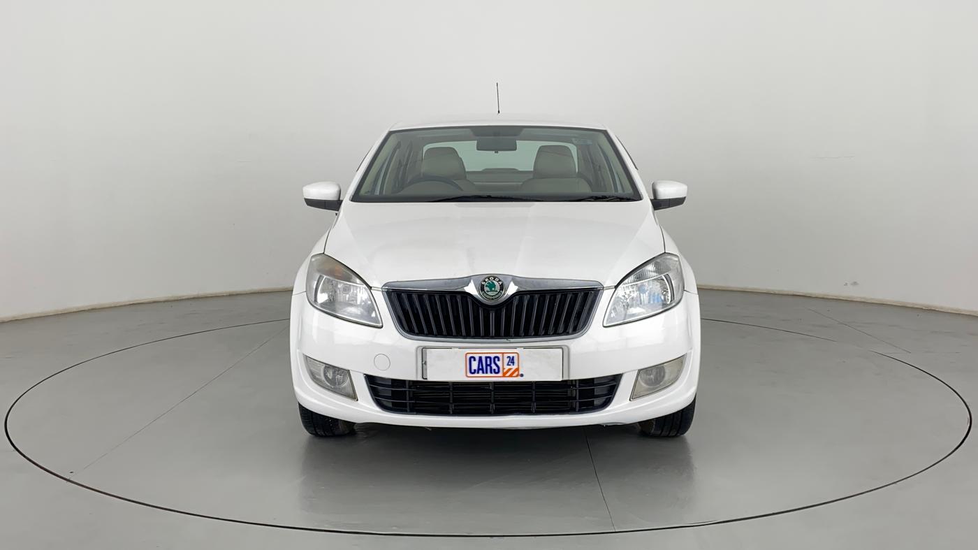 2011 Skoda Rapid ELEGANCE 1.6 MPFI MT, Petrol, Manual, 90,254 km, Front
