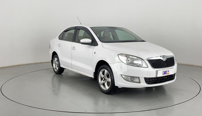 2011 Skoda Rapid ELEGANCE 1.6 MPFI MT, Petrol, Manual, 90,254 km, Right Front Diagonal