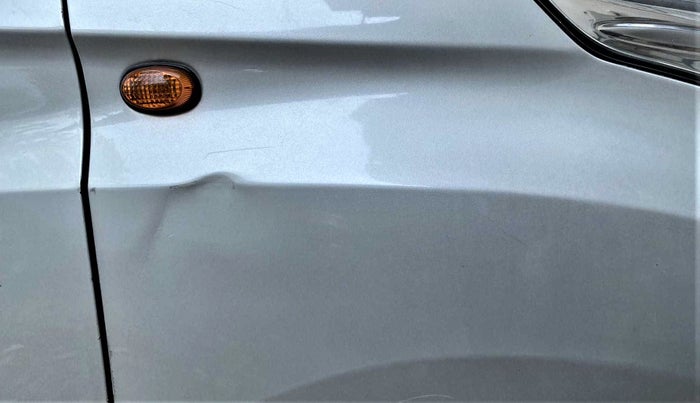 2013 Hyundai Eon ERA +, Petrol, Manual, 86,880 km, Right fender - Paint has minor damage