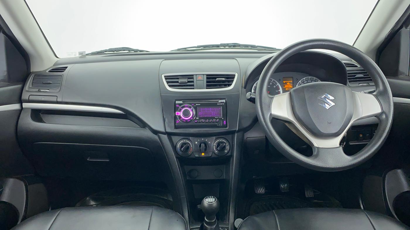 2014 Maruti Swift VXI, Petrol, Manual, 65,390 km, Dashboard