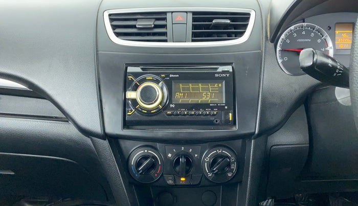 2014 Maruti Swift VXI, Petrol, Manual, 65,390 km, Air Conditioner