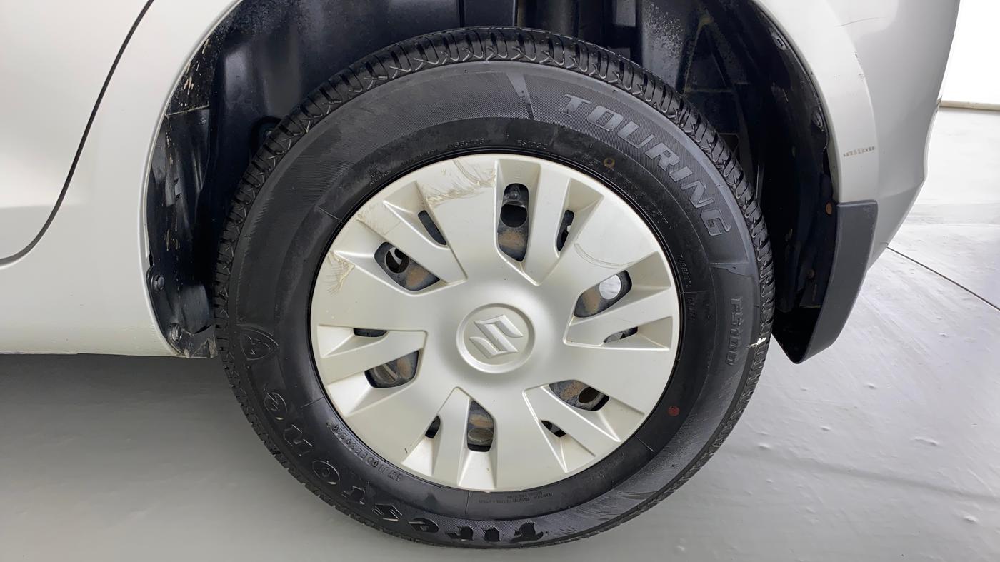 2014 Maruti Swift VXI, Petrol, Manual, 65,390 km, Left Rear Wheel